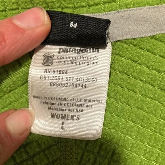 Patagonia Bright Green Women's Fleece Jacket - Picture 11 of 11